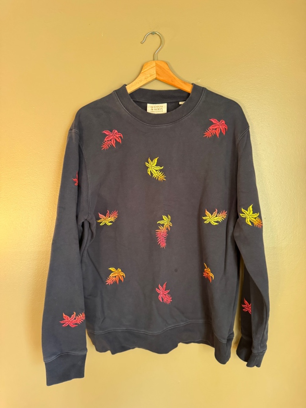 Embroidered Scotch & Soda Sweatshirt